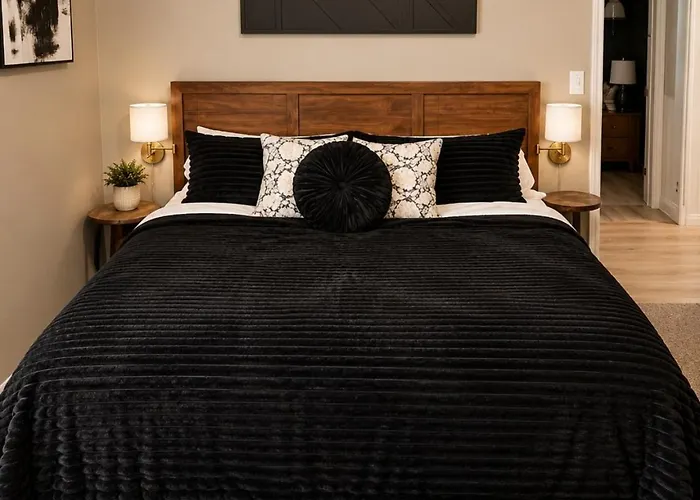 Ultimate Family Getaway-sleeps 18