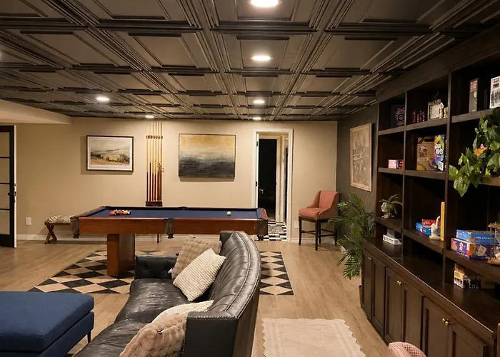 Ultimate Family Getaway-sleeps 18 Holiday home Tulsa