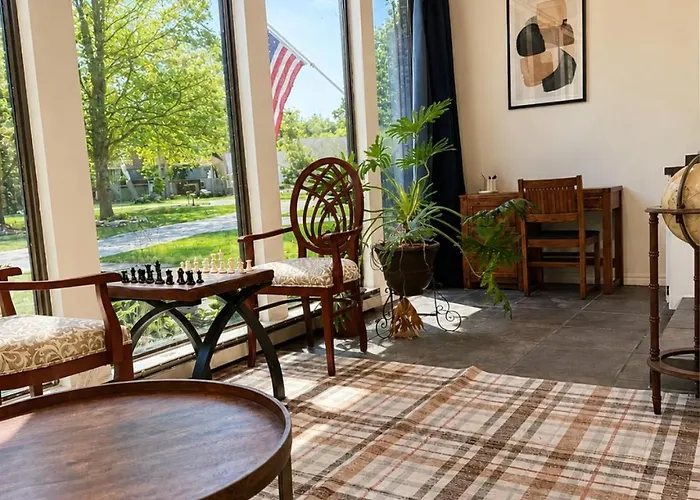 Ultimate Family Getaway-sleeps 18 Holiday home